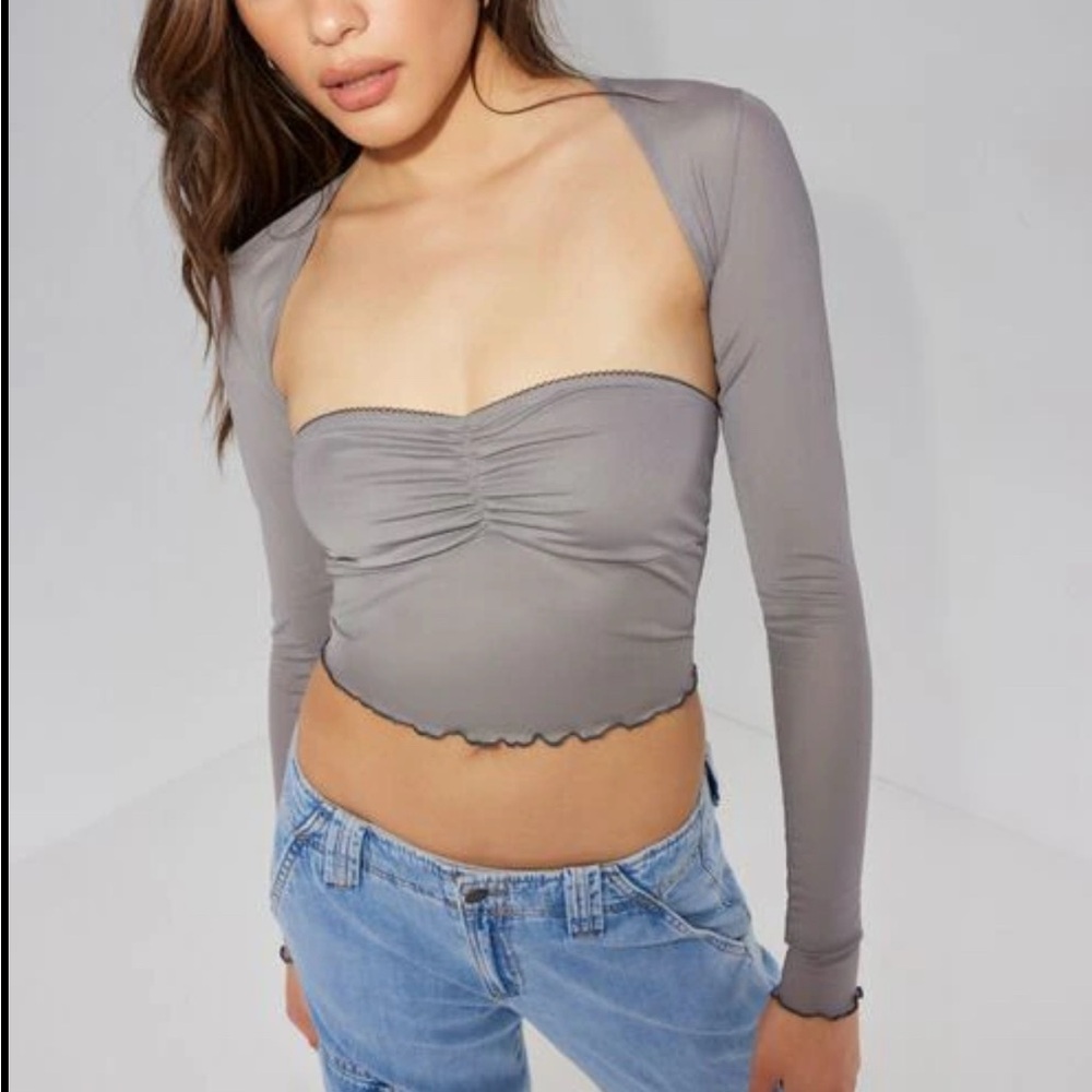 Garage Gray Long Sleeve Crop Top
